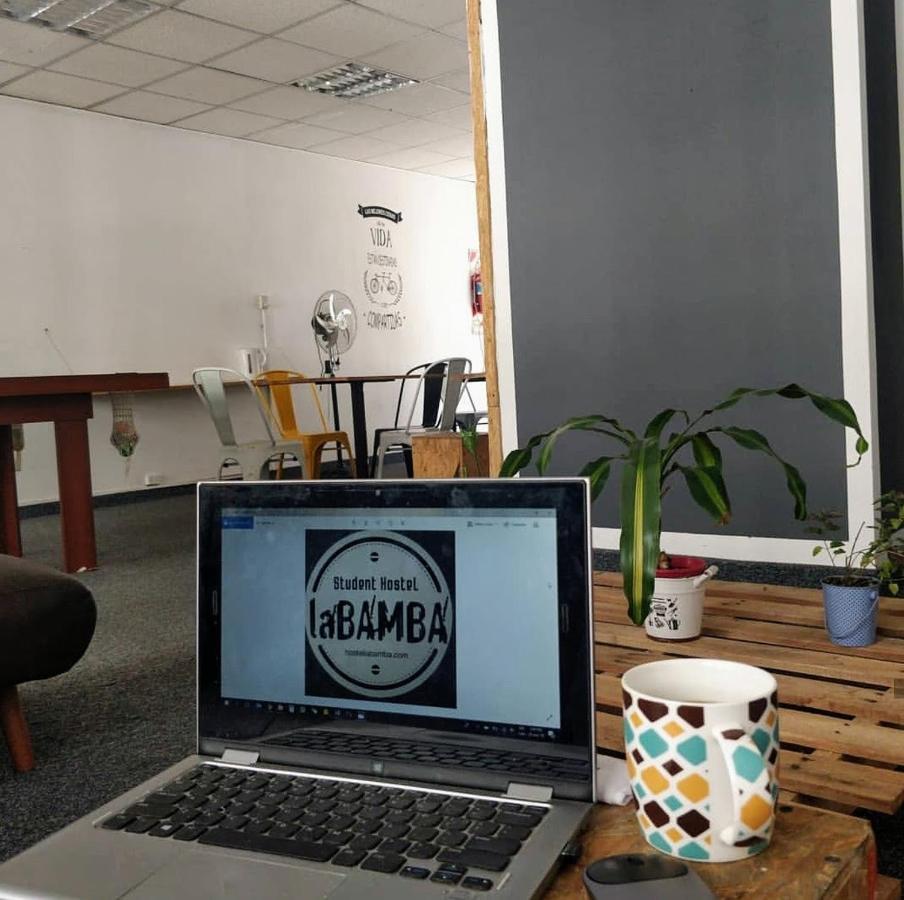 La Bamba Student Hostel بوينس آيرس المظهر الخارجي الصورة