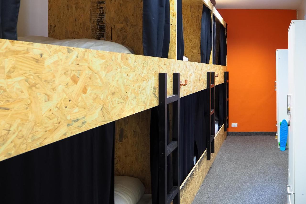 La Bamba Student Hostel بوينس آيرس المظهر الخارجي الصورة